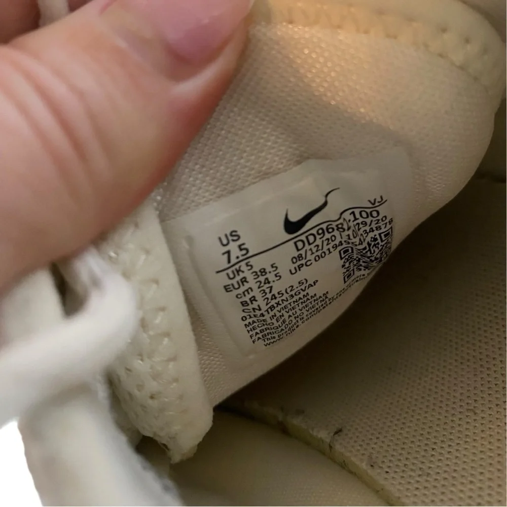 Nike good used